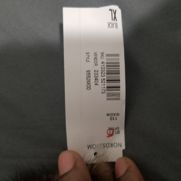 Nordstrom leather gloves - Picture 5 of 8